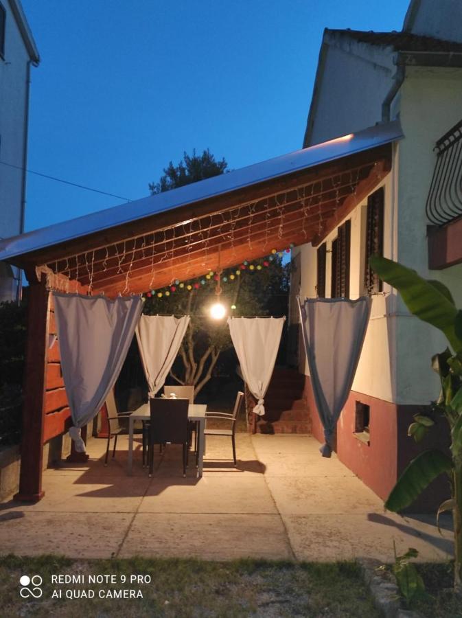 Apartments Maya Biograd Na Moru Luaran gambar